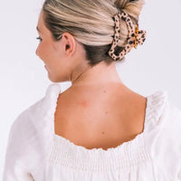 Blonde Tortoise - Open Clip