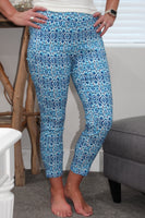 Claudia Cropped Pant With Pocket - Bluetiful