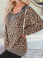 Leopard Print Zip Hooded Pullover
Khaki sweatshirt with collar
Contrast collar zip sweatshirt
Cozy polyester hoodie
Casual trendy pullover
Leopard print casual top
Lightweight zip-up sweatshirt
Everyday layering hoodie
Fall and winter leopard sweatshirt
