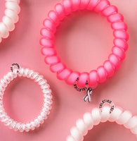 Meet your new year-round hair essential! The TELETIES Hair Coils deliver a strong grip without damage, keeping your style secure all day long. When not in your hair, they double as a chic wrist accessory—functional and fashionable in one.