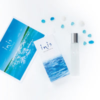 An ocean-fresh unisex scent that’s clean and invigorating, Inis instantly refreshes and makes you feel close to the sea – no matter where you are.
Inspired by the beauty and energy of the wild Atlantic coast of Ireland, the crystalline scent of Inis (the word means ‘island’ in Irish) invigorates and brings a feeling of happiness.