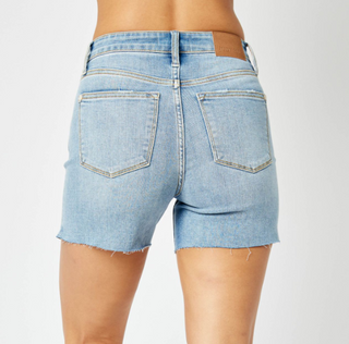 15251 Judy Blue - MR MD Cut Off Short