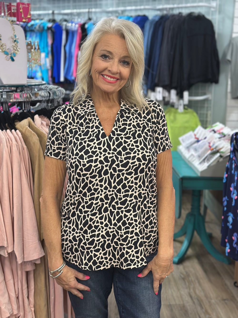 V-Neck Short Sleeve Collar Top - GFBS
