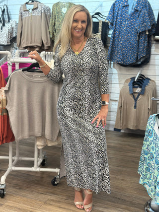 V-Neck 3/4 Sleeve Maxi Dress - LPNU