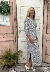 V-Neck 3/4 Sleeve Maxi Dress - DGBW