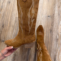 Headliner Boot - Tobacco Faux Suede