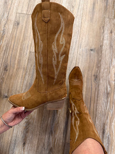 Headliner Boot - Tobacco Faux Suede