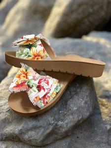 Spray Tan Sandal - White Floral Canvas