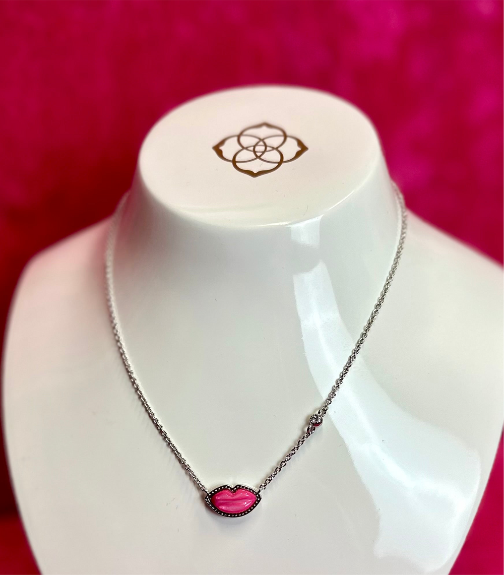 Lips Pendant Necklace Silver in Hot Pink Mother of Pearl