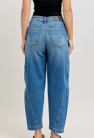 High-Rise Barrel Rigid Magic Jean