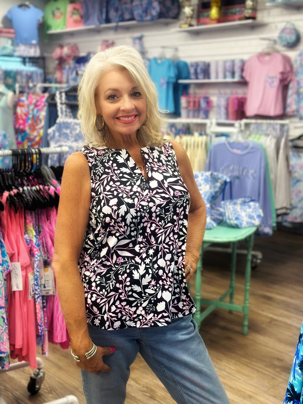 Sleeveless Key Hole Top - SBBW
