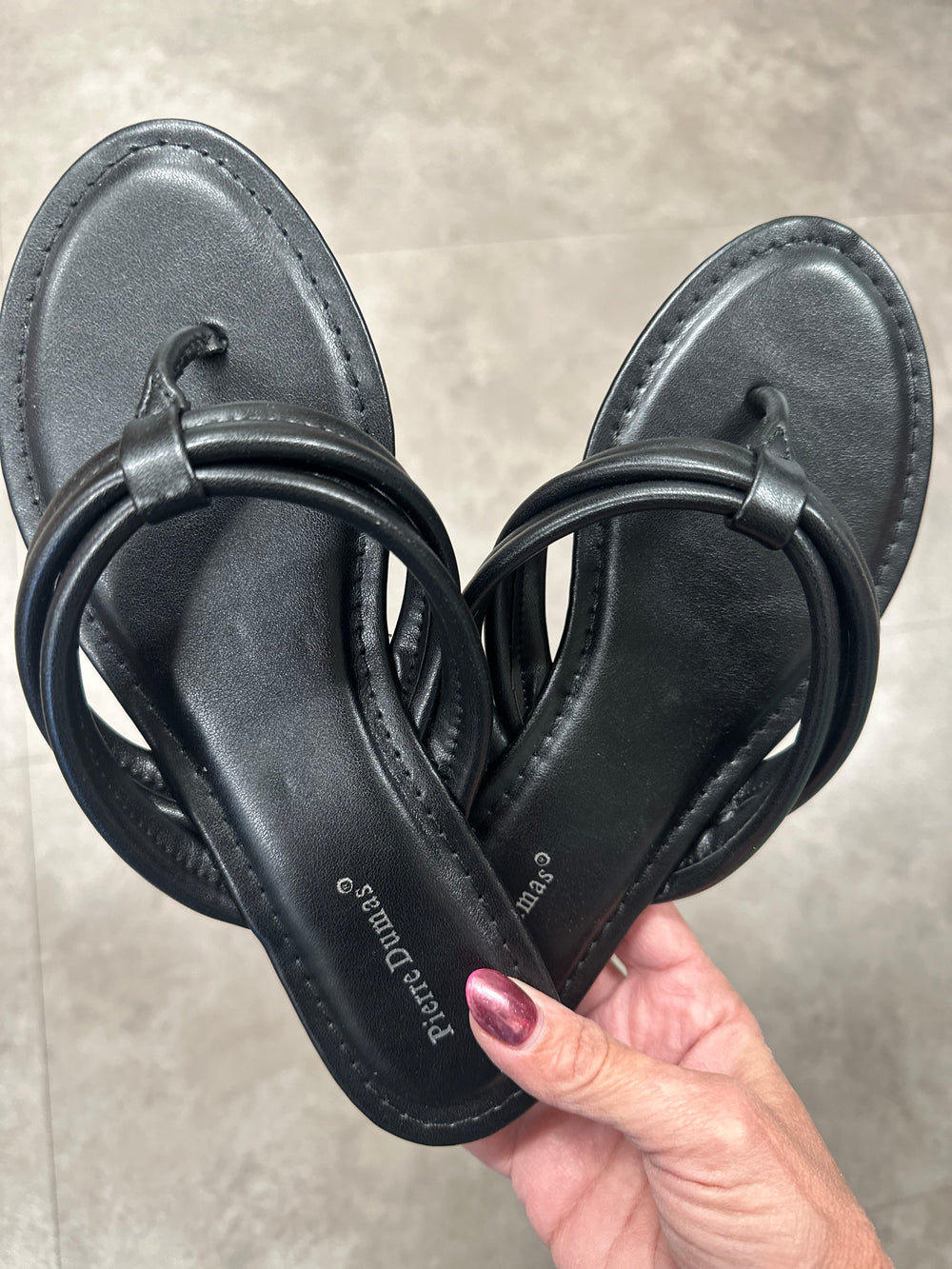 Storm(6) - Black
