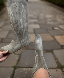 Headliner Boot - Light Grey Faux Suede