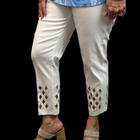 BLD1673 Bangladine Cut Out Capri - WHT