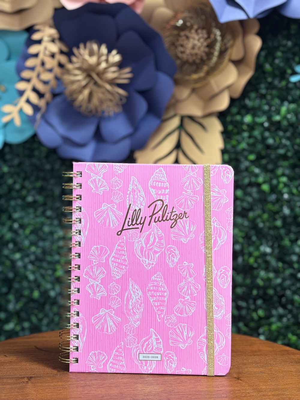 Lilly Pulitzer - Large 17 Month Agenda - Rousseau Pink Cute as Shell