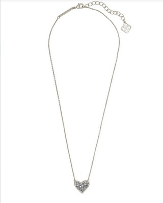 Brand | Kendra Scott
Style | Ari Heart short pendant necklace with an asymmetrical heart design
Material | Platinum Drusy
Finish | Rhodium, silver tone
Chain Length | 15 inches with a 2-inch extender
Pendant Size | 0.49 inches long x 0.57 inches wide