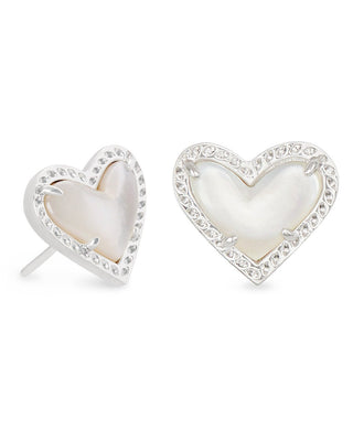 Brand | Kendra Scott
Design | Asymmetrical heart stud earrings
Finish | Rhodium
Material | Ivory mother of pearl
Size | 0.49 inches long x 0.57 inches wide
Closure | Earpost