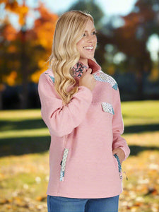 Stay warm in the Simply Southern Aria Quarter Zip. Features 1/4 zip, pockets, chest pocket & logo detail. Soft polyester-rayon blend.