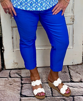 Lulu-B Bangladine pull-on capris with contemporary fit, lightweight structured stretch fabric, comfortable travel-friendly capri pants for spring and summer wear, casual to polished styling.
