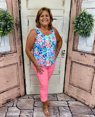 Lulu-B Bangladine pull-on capris with contemporary fit, lightweight structured stretch fabric, comfortable travel-friendly capri pants for spring and summer wear, casual to polished styling.