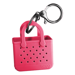 Bogg, but make it mini. We shrunk our iconic tote—down to the buttons and tread bottom—and created the cutest keychain ever. The charming accessory can be clipped to zipper pulls, keyrings and more. Perfect for adding an extra dose of fun to your everyday. Collect them all!