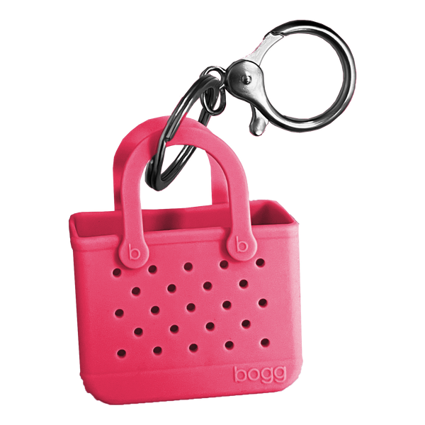 Bogg, but make it mini. We shrunk our iconic tote—down to the buttons and tread bottom—and created the cutest keychain ever. The charming accessory can be clipped to zipper pulls, keyrings and more. Perfect for adding an extra dose of fun to your everyday. Collect them all!