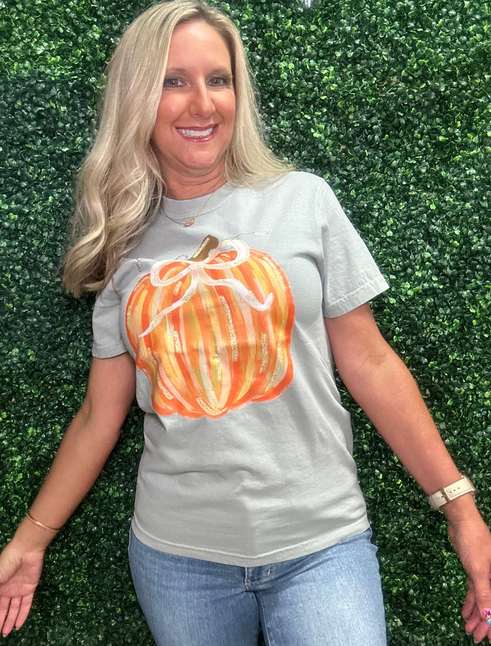 Bow-tiful Pumpkin Tee
women’s fall t-shirt
Comfort Colors pumpkin shirt
cozy fall graphic tee
pumpkin patch top
pumpkin t-shirt with pink bow
cute fall short sleeve tee
soft autumn graphic shirt
true to size fall t-shirt
casual fall outfit top
gift for her pumpkin tee