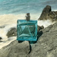 Capture your beach day with our signature, sunkissed fragrance. &nbsp;True Ocean's Eau de Parfum offers a light, aromatic blend, with notes of palm leaf, bergamot blossom, and mandarin. Brings a carefree, coastal vibe of sand, sunshine, and seabreeze.