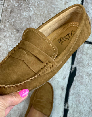 Corkys Penny for Your Thoughts Moccasin Loafer in camel
Silhouette | Classic moccasin loafer with penny keeper detail
Color | Camel
Construction | Cushioned insole for all-day comfort and support
Outsole | Rubber pebble outsole for grip and flexibility
