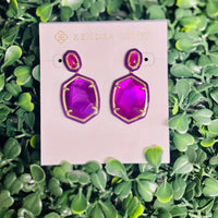 Daphne Enamel Frame Gold Drop Earrings Purple Mother of Pearl

Kendra Scott Earring