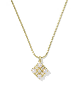 Dira Pearl Gold Short Pendant Necklace