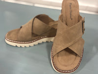 Expand Sandal - Taupe
