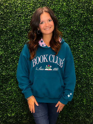 Brand | Simply Southern
Style | Embroidered Hoodie
Detail | Playful book club embroidery
Fabric | 60% Cotton, 40% Polyester — soft, warm, and cozy
Neckline | Hooded with drawstring
Sleeve | Long sleeve
Fit | Relaxed, oversized-friendly silhouette
Sizes Available | XS/S, M/L, XL/XXL
Care | Machine wash cold, tumble dry low