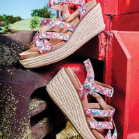 All Nighter Wedge - Red Mini Floral