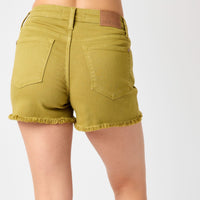 150287 Judy Blue - Mid Rise Garment Dyed Fray Hem Shorts - Green
