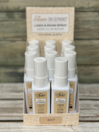 Freshen up with Glam On Demand Linen & Room Spray! This luxurious odor eliminator leaves your space smelling divine with long-lasting, glamorous fragrance.







