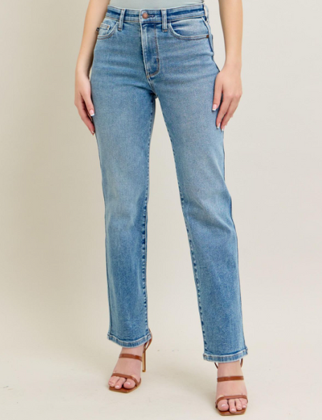 Our High-Rise Vintage Straight jeans blend comfort & style, crafted with cotton, PE, rayon, T400 & spandex. 10.5