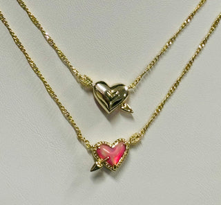 Kendra Scott Ari Heart Gold Arrow Necklace in Pink Opalescent Resin
Kendra Scott Necklace 
Reversible Necklace 
Valentines Necklace 
Trendy Jewelry