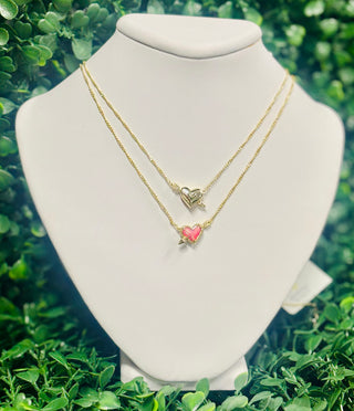Kendra Scott Ari Heart Gold Arrow Necklace in Pink Opalescent Resin
Kendra Scott Necklace 
Reversible Necklace 
Valentines Necklace 
Trendy Jewelry