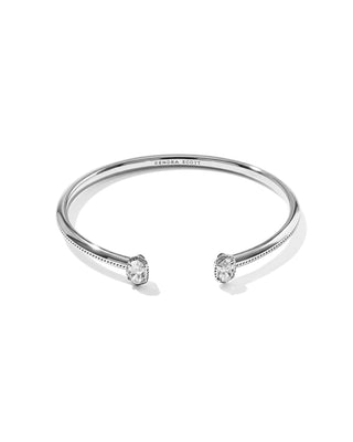 Style | Dainty Mini Elton pinch cuff
Colorway | Silver in White Crystal
Stone | Custom-cut cubic zirconia in Kendra Scott’s bestselling shape
Detail | Signature hoofprint detailing
Inner Diameter | 2.28 inches
Stations | 0.36 inches long x 0.24 inches wide
Brand | Kendra Scott