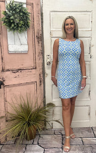 Stay stylish & sun-safe in this UPF50 scoop neck dress. Soft, stretchy, and perfect for travel or everyday wear. A best-seller you'll love all year!