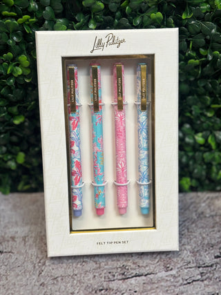 Jot down your next great idea or packing list with this set of 4 felt tip pens in assorted ink colors with various Lilly printed bodies.