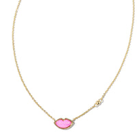Show your flirty side with the Lips Gold Pendant Necklace in Hot Pink Mother-of-Pearl. A playful design with a dainty chain, perfect for gifting or keeping!
