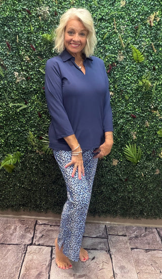 Fabric | Nylon-spandex blend — lightweight, cooling, and breathable
Fit | Relaxed through the hip and thigh
Inseam | 29"
Waistband | Pull-on elastic
Color | Blue Leopard
Sun Protection | UPF 50+
Cooling Technology | Built in
