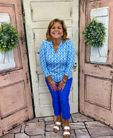 Lulu-B Bangladine pull-on capris with contemporary fit, lightweight structured stretch fabric, comfortable travel-friendly capri pants for spring and summer wear, casual to polished styling.
