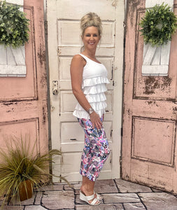 Stay cool & protected with UPF 50 capris made from cooling fabric. With a 25" inseam, they’re perfect for all-day summer comfort and style!