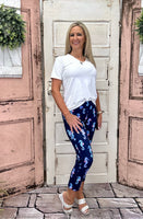 Stay cool & protected with UPF 50 capris made from cooling fabric. With a 25" inseam, they’re perfect for all-day summer comfort and style!









