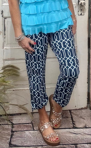 Beat the heat in style! These UPF 50 capris are made with breathable, cooling fabric and a flattering 25" inseam—perfect for sunny days and all-day comfort. Don’t miss out on your new summer go-to!