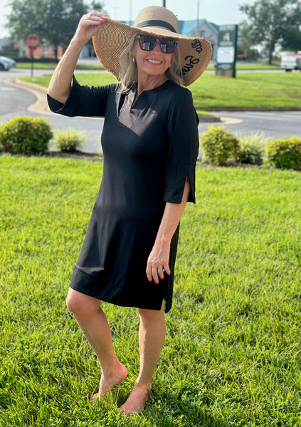 Introducing the Lulu-B Travel Dress! This dress is perfect for all your adventures with its SPF 50 fabric and quarter sleeves for sun protection. Pair it with the v-neck and side slits for a stylish and comfortable outfit. Get ready to travel in style and safety!