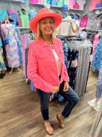 Lulu-B Linen Travel Jacket – lightweight, washable linen with chest pockets & a flattering fit. Perfect for layering. 
